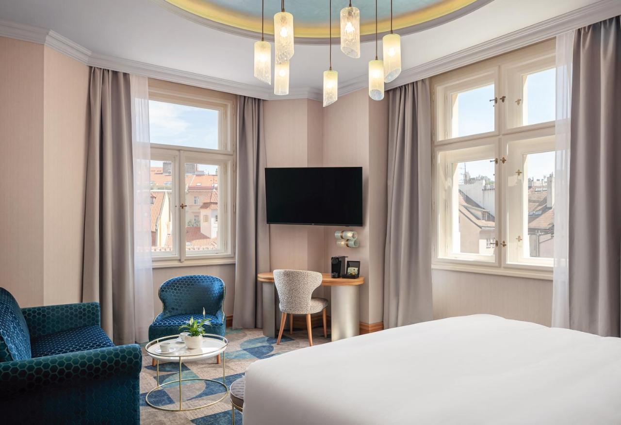 Allure Hotel & Residence Praag Buitenkant foto