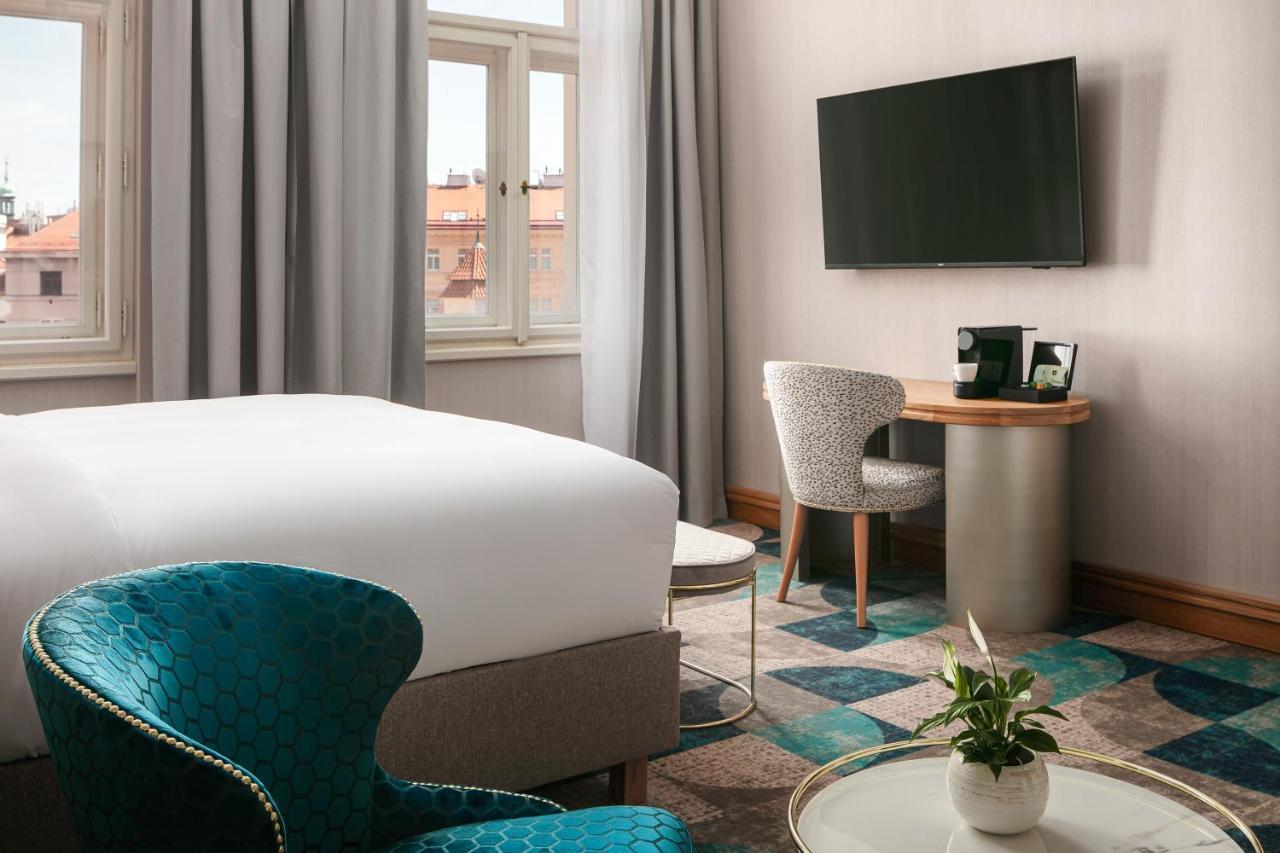 Allure Hotel & Residence Praag Buitenkant foto