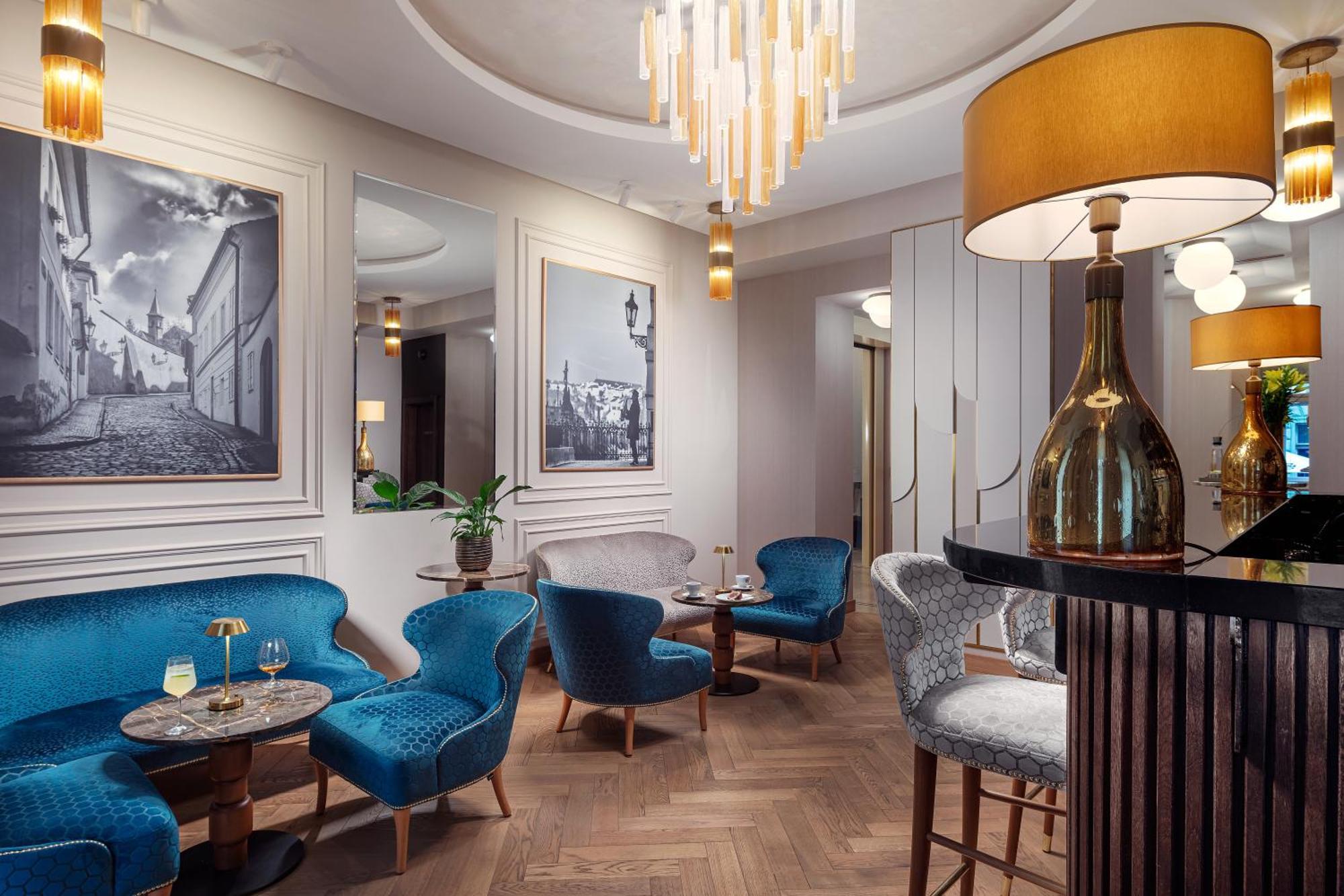 Allure Hotel & Residence Praag Buitenkant foto